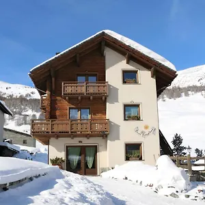 https://casa-peri-livigno.it-lombardy.com